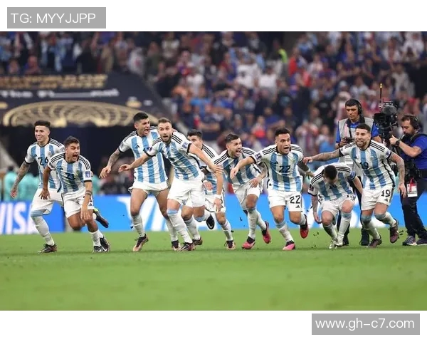 四十二号足球球星的传奇之路与各大赛事精彩表现解析